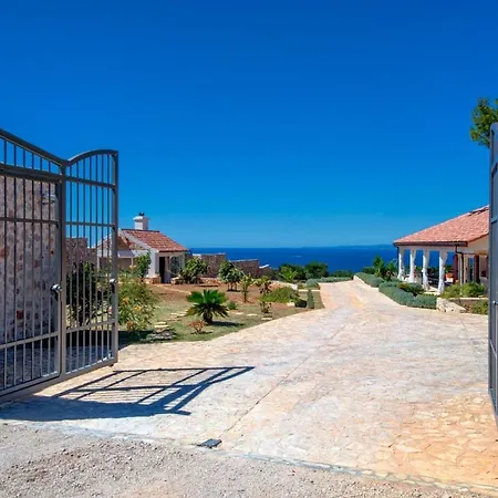 Luxury Fura On Hvar, Heated Pool Villa